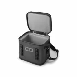 Yeti Hopper Flip 12 Kühltasche Charcoal 10 Yeti Hopper Flip 12 Kühltasche Charcoal -Kamado Joe Sae Hopper Flip 12 Charcoal 3qtr Open 7909 B