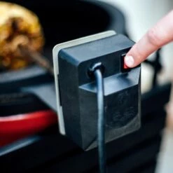 Kamado Joe Classic JOEtisserie Drehspiess -Kamado Joe Sae KJ TISSERIEEU 09 Etail