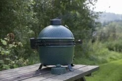 Big Green Egg MiniMax Ø 33 Cm 7 Big Green Egg MiniMax Ø 33 Cm -Kamado Joe Sae MiniMax BGE inkl Stand 2 1